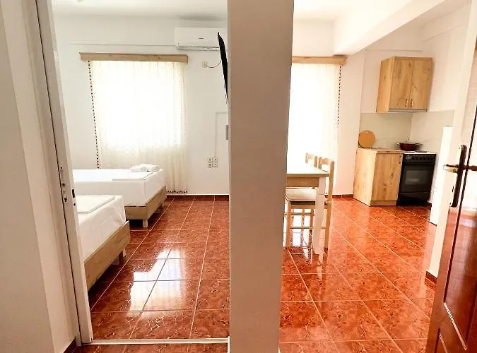 Garden Apt-3 Saranda