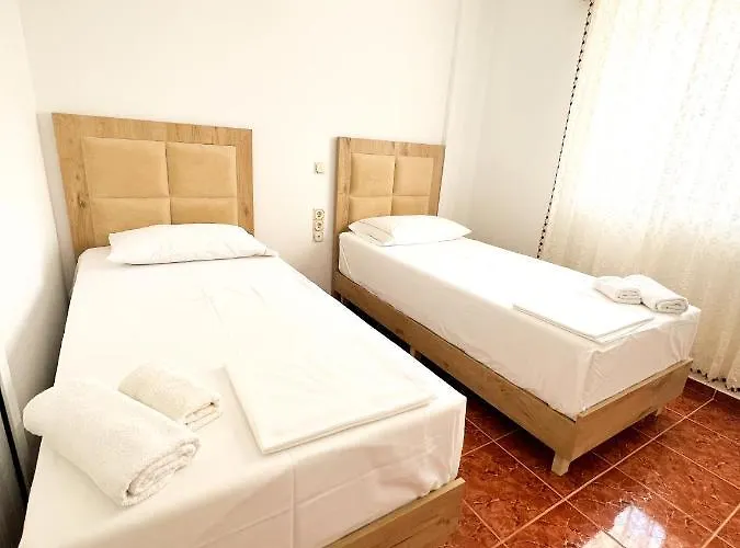 Appartamento Garden Apt-3 *
